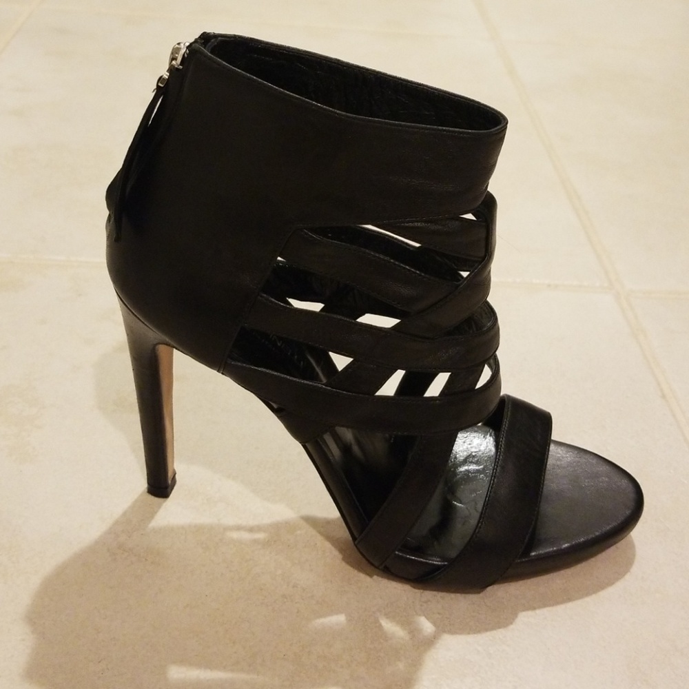 Tania Spinelli Heels